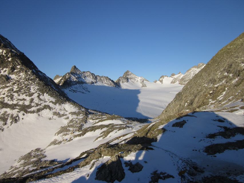 Brunnifirn mit Blick zur Unteren Stremlücke